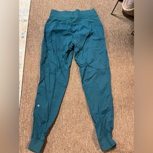 Lily lemon Size 6 Dance Studio Joggers Teal